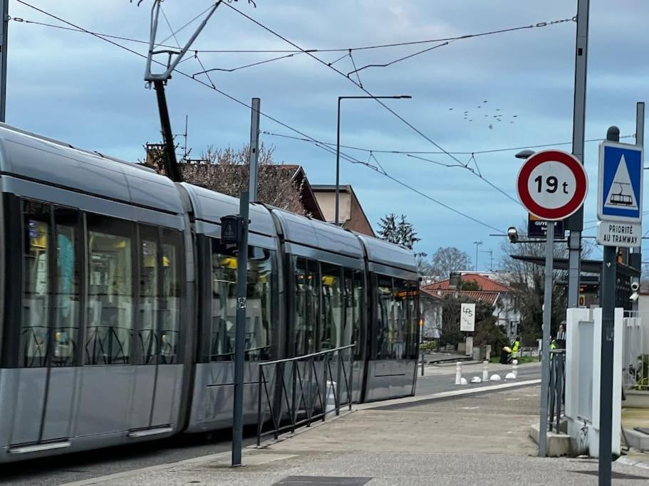 Apparemment Blagnac Proche Tram Apartment Exterior foto